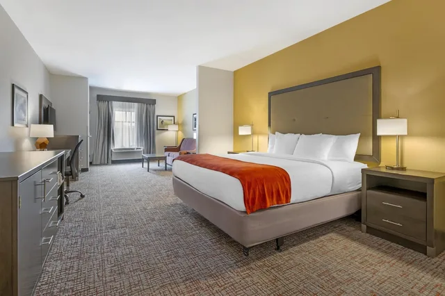 غرفة قياسية بسرير كينج لذوي الإعاقة، Best Western Plus Elizabethtown Inn & Suites 3/5