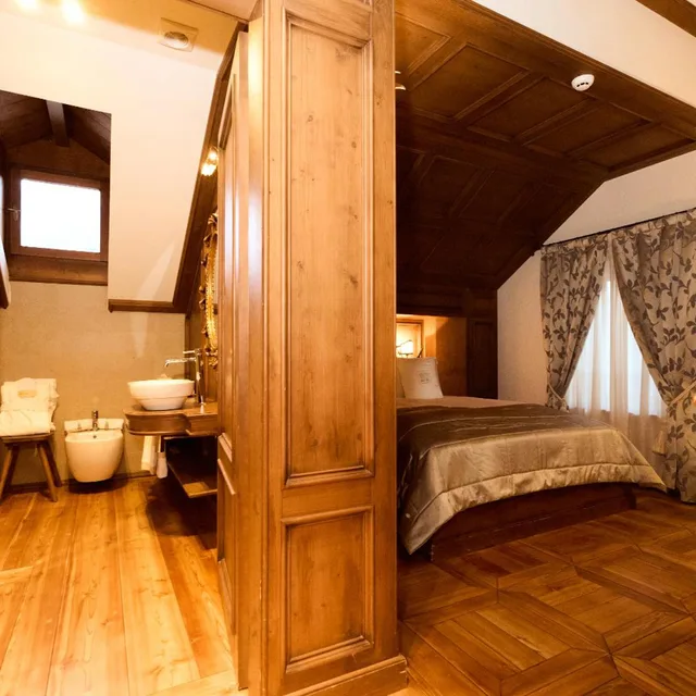 غرفة فاخرة بسرير مزدوج، Ambra Cortina Luxury Fashion Boutique Hotel 9/10