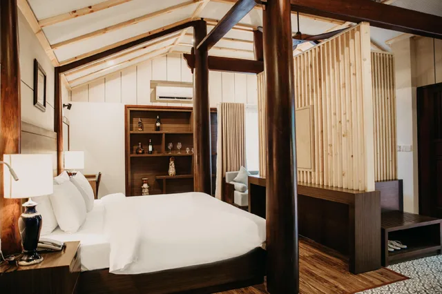 بنغل بسرير كينج بإطلالة على البحر، Hoang Ngoc Beach Resort 1/1