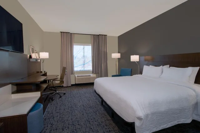 غرفة بسرير كينج، Fairfield Inn & Suites by Marriott Houston Katy 1/18