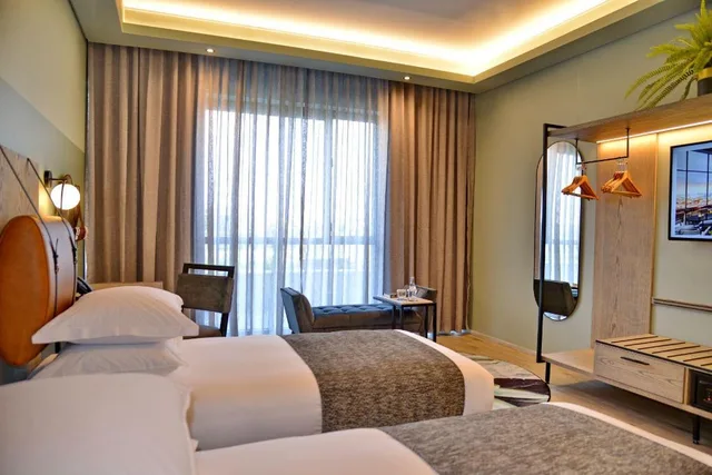 استوديو بسريرين منفصلين، Courtyard Hotel Waterfall City 3/4