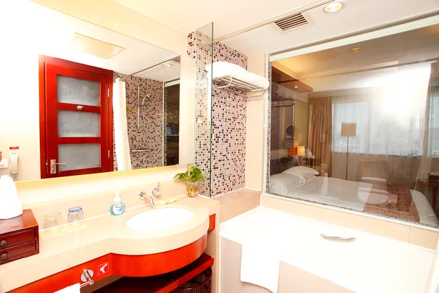 Elegant, Double Bed، Jingmin Central 6/6