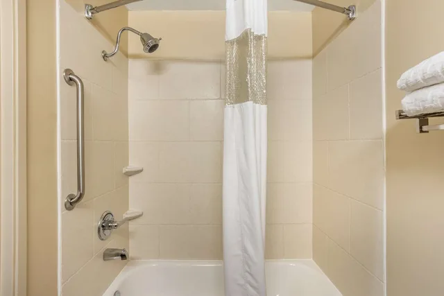 غرفة بسريرين كوين، Best Western Plus University Park Inn & Suites 5/5