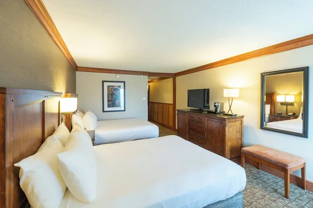 غرفة قياسية بسريرين كوين لذوي الإعاقة، Crowne Plaza Lake Placid 1/1