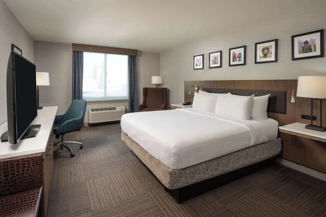 غرفة بسرير كينج لذوي الإعاقة، Hilton Garden Inn Philadelphia Center City 1/5