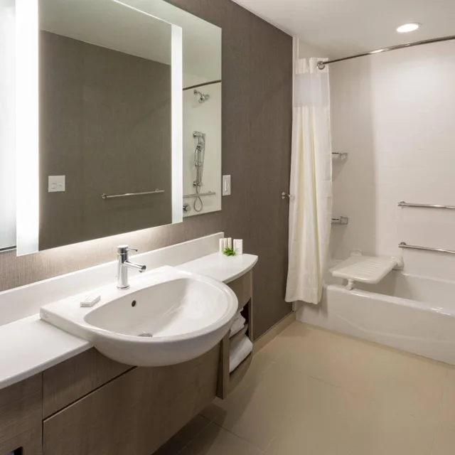 جناح بسريرين كوين مع سرير سحّاب إضافي، SpringHill Suites by Marriott Minneapolis Maple Grove/Arbor Lakes 7/10