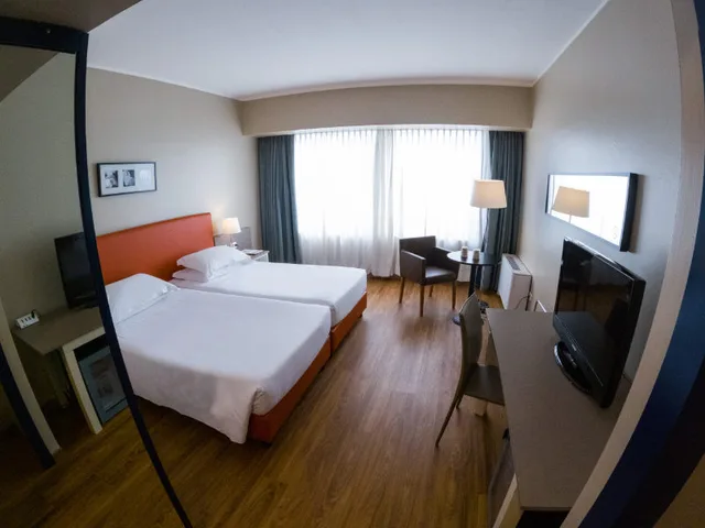 غرفة كومفورت ثلاثية، Hotel Blaise & Francis 2/3