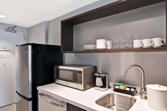 استوديو بسرير كينج مع أريكة لذوي الإعاقة، Home2 Suites By Hilton Miramar Ft Lauderdale 5/7