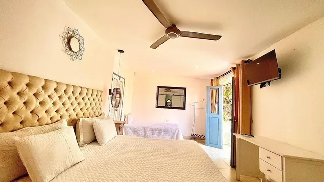 غرفة سوبيريور بإطلالة على المسبح بشرفة، Casa Heredia Boutique By Gb Collection 6/8