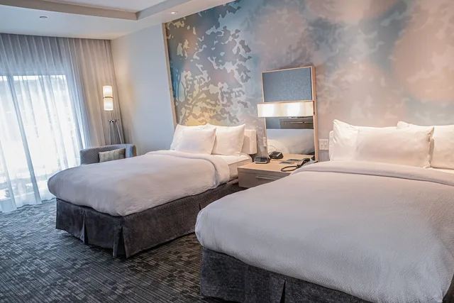 غرفة بسريرين كوين لذوي الإعاقة، Courtyard by Marriott Greenville Mauldin 1/4