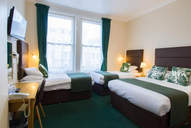 غرفة عائلية، London Town Hotel 3/10