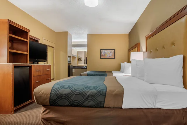 غرفة قياسية بسريرين كوين، Econo Lodge Inn & Suites Foley-North Gulf Shores 3/10
