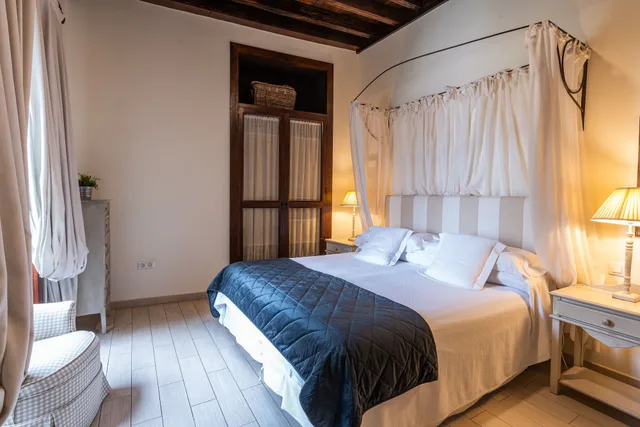جناح ديلوكس بسريرين منفصلين بإطلالة على البحر، ISLA BAJA SUITES 3/10