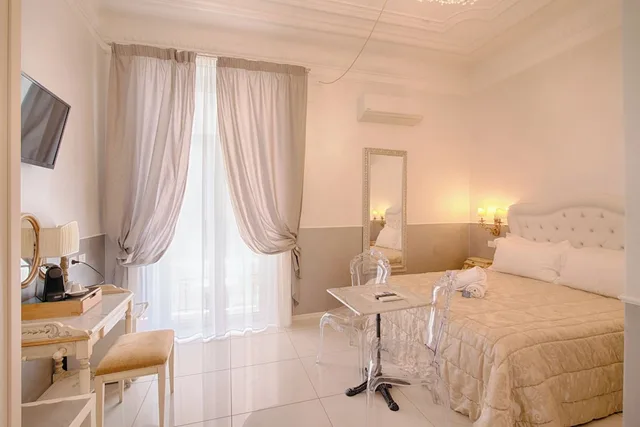 غرفة كلاسيكية بسرير كوين، B&B Home Grifondoro 1/10