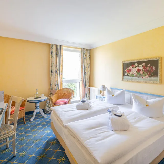 غرفة بسرير مزدوج بإطلالة على المدينة، Rugard Thermal Strandhotel 1/8