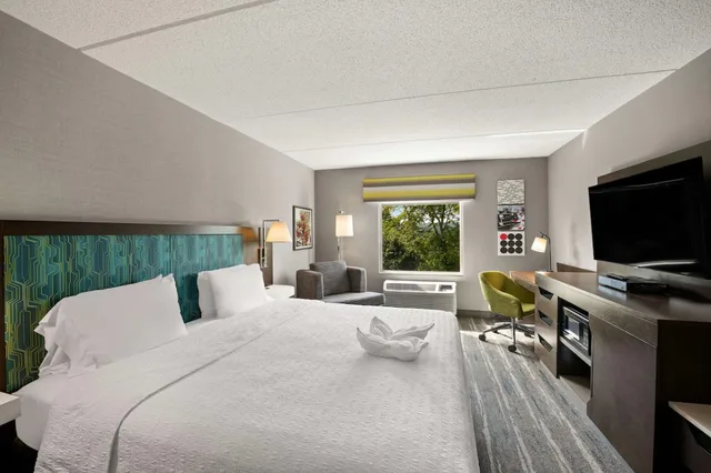 استوديو بسرير كينج، Hampton Inn & Suites Poughkeepsie 4/7