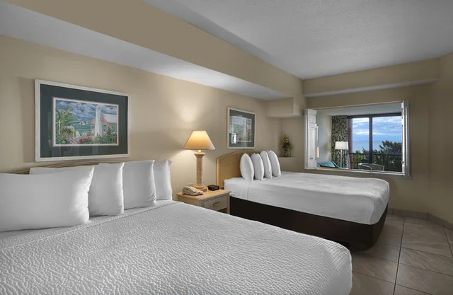 Suite, 2 Queen Beds, Ocean Front, Sofa، Beach Colony Resort 3/8