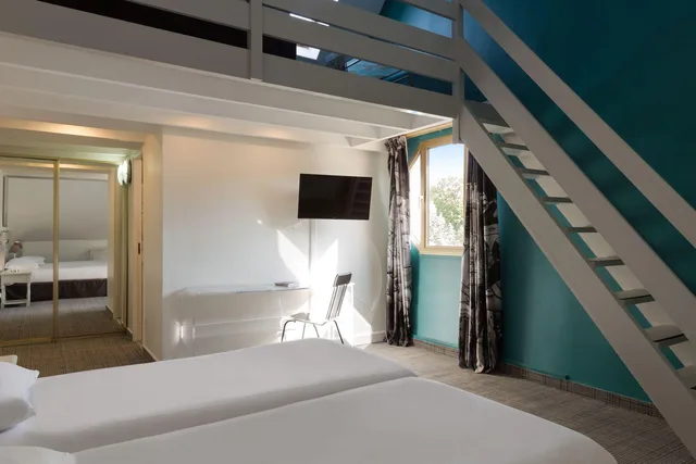 غرفة رباعية، Hotel the Originals City Rueil Centre 1/1