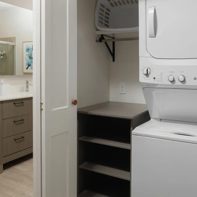 جناح استوديو بسرير كينج بشرفة، WaterWalk Extended Stay by Wyndham Phoenix - N. Happy Valley 2/3