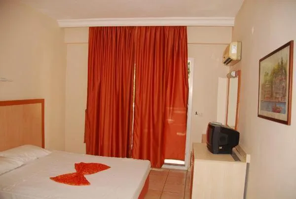 غرفة قياسية ثلاثية، Park Hotel - Adults Only 3/5