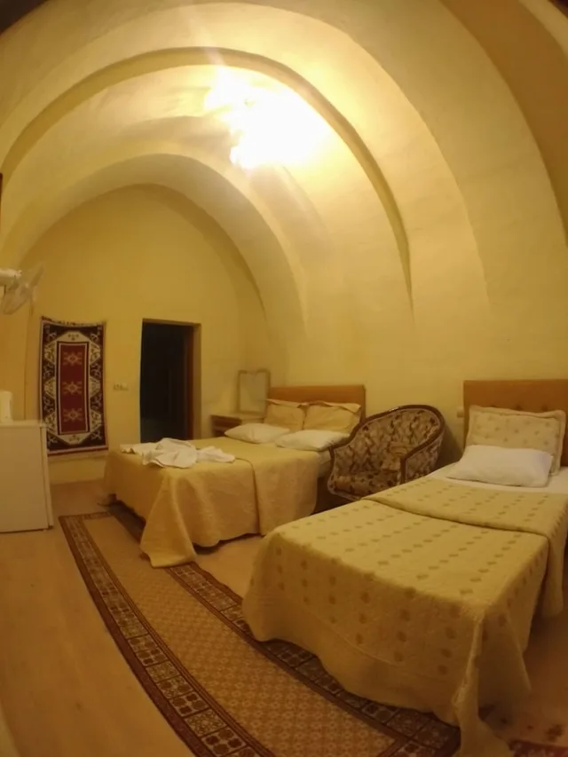 جناح بسرير مزدوج وسرير فردي، Falcon Cave Suites 1/2