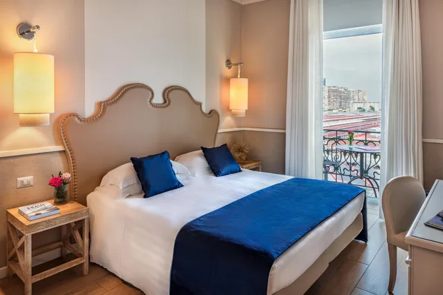 Superior, Double or Twin Bed, Volcano View, Starhotels Terminus 2/8
