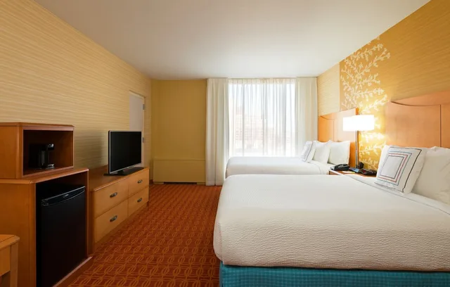 غرفة بسريرين كوين لذوي الإعاقة، Fairfield Inn Suites Louisville Downtown 2/4