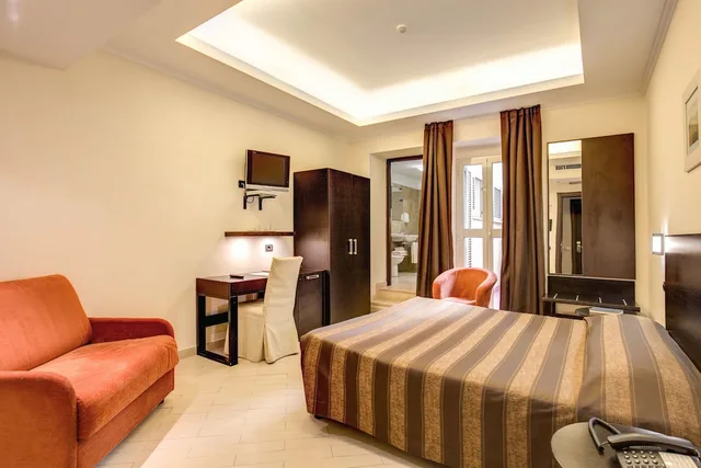Triple Room, Hotel San Marco 3/6
