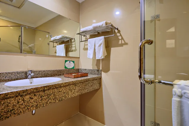 غرفة سوبيريور بسرير مزدوج أو سريرين منفصلين، Hoang Son Peace Hotel 6/9