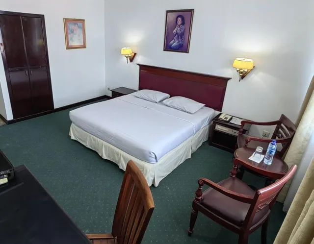 غرفة بسرير مزدوج أو سريرين منفصلين، Pia Hotel Bandung 4/7