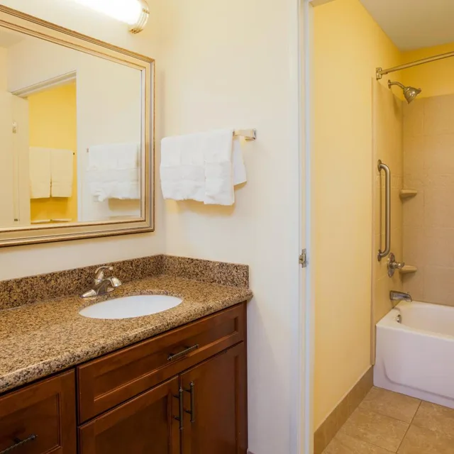 جناح ديلوكس، Staybridge Suites El Paso Airport Area 2/2