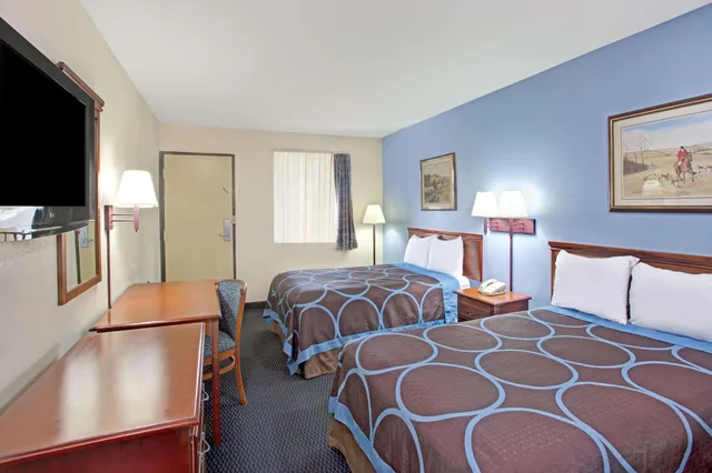 غرفة بسريرين مزدوجين للمدخنين، Super 8 By Wyndham Suwanee 1/1