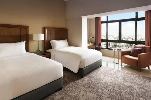 غرفة سوبيريور بسريرين منفصلين للمدخنين، InterContinental Amman (Jordan) 3/10