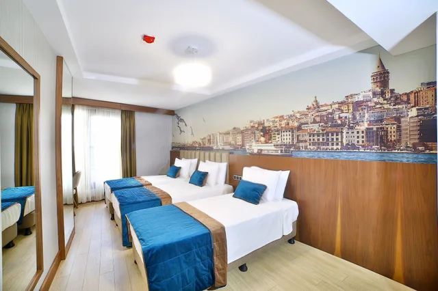 Comfort, Triple, 3 Beds, The Tango Hotel Taksim 2/5