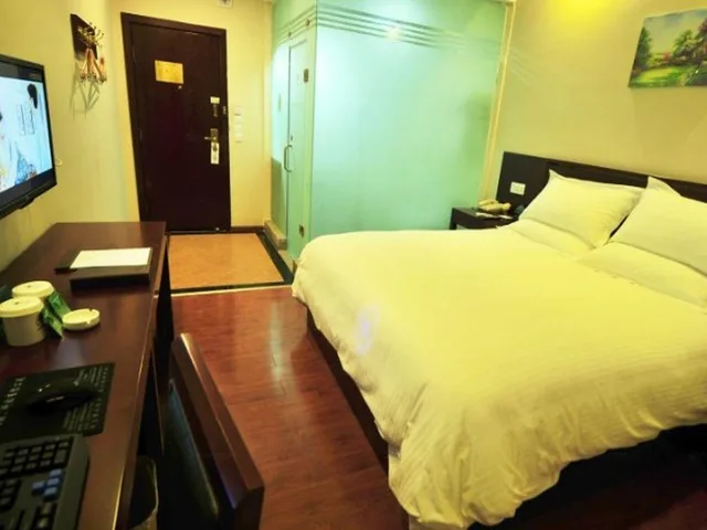 غرفة سوبيريور بسرير كوين، GreenTree Inn Kunming Chenggong University City HSR Station Shilin Street Express Hotel 1/1