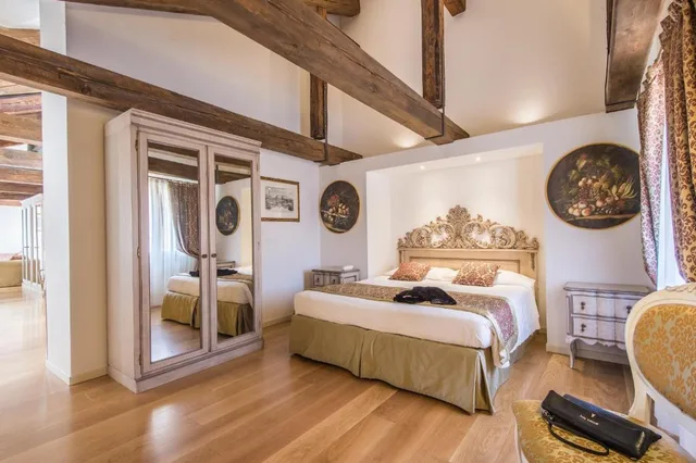 Superior, Canal View, Al Redentore Di Venezia Apartments 1/5