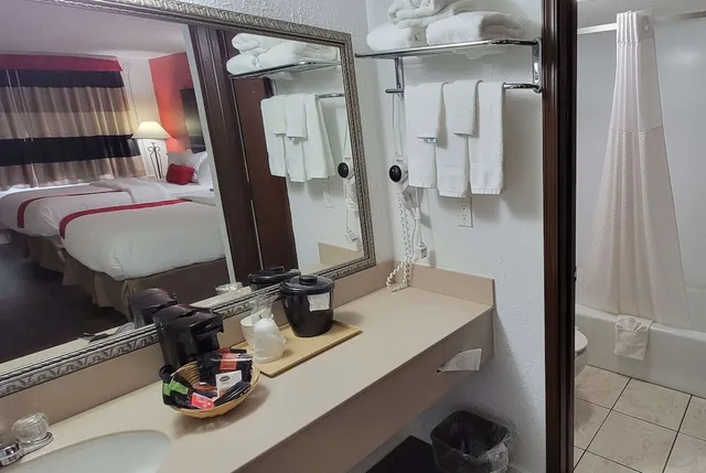 غرفة بسريرين كوين، Ramada by Wyndham Mountain Home 6/6