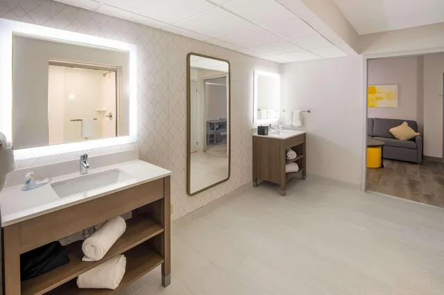 غرفة بسرير كينج، Comfort Inn and Suites Fishers Indianapolis 4/6