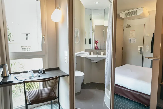 Room, Double Bed, Kyriad Metz Centre Hotel 3/3