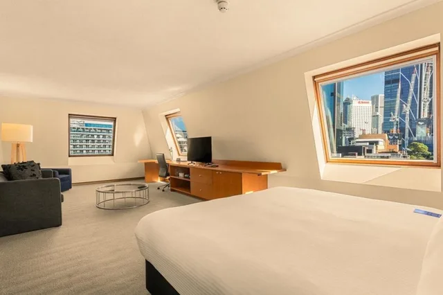 غرفة بسرير كينج بإطلالة على المرفأ، Sydney Harbour Hotel 2/3