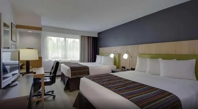 غرفة بسريرين مزدوجين لذوي الإعاقة، Country Inn & Suites By Radisson, Frederick, Md 2/3