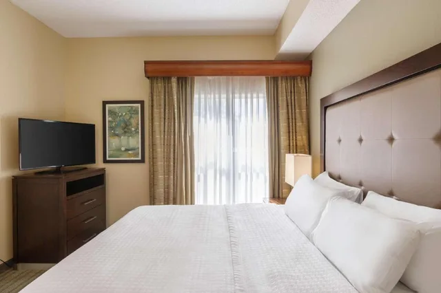2 Bedrooms, Suite, King Bed, 2 Bathrooms, Accessible، Homewood Suites By Hilton Clearwater 1/4