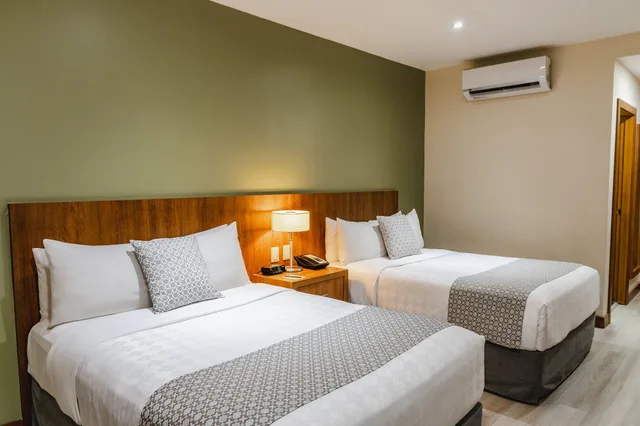 غرفة بزنس بسريرين مزدوجين، Wyndham Garden Guayaquil 1/7