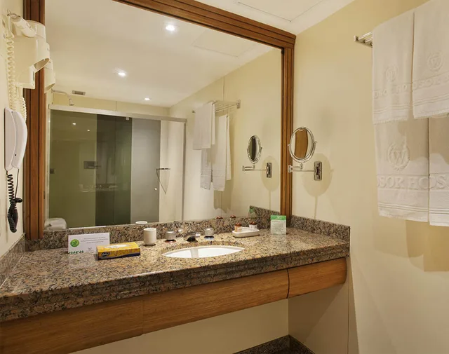 غرفة تنفيذية بإطلالة جزئية على البحر، Windsor Palace Copacabana 5/5
