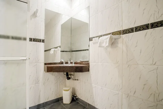 غرفة قياسية بثلاثة أسرّة، Hotel Parada 3/3