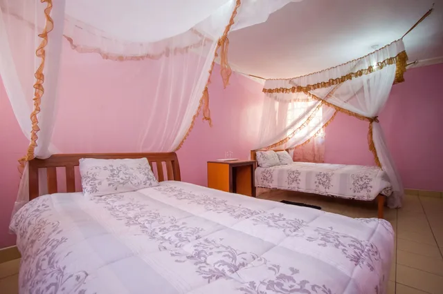 غرفة قياسية بسرير مزدوج، Winstonia Hotel 1/3