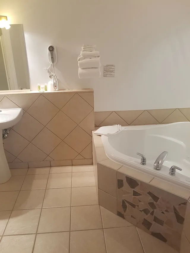 جناح جونيور بسرير كينج، Les Suites Labelle 9/10