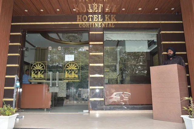 OYO Rooms Railway Station Exit Gate, Amritsar 11/60