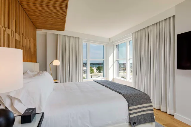 جناح رئاسي بسرير كينج بإطلالة على المدينة، Canopy by Hilton Portland Waterfront 2/4