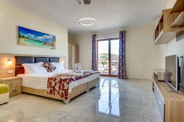 شقة بأربعة أسرّة بشرفة بغرفتي نوم مع أريكة، Hotel Montefila 1/3